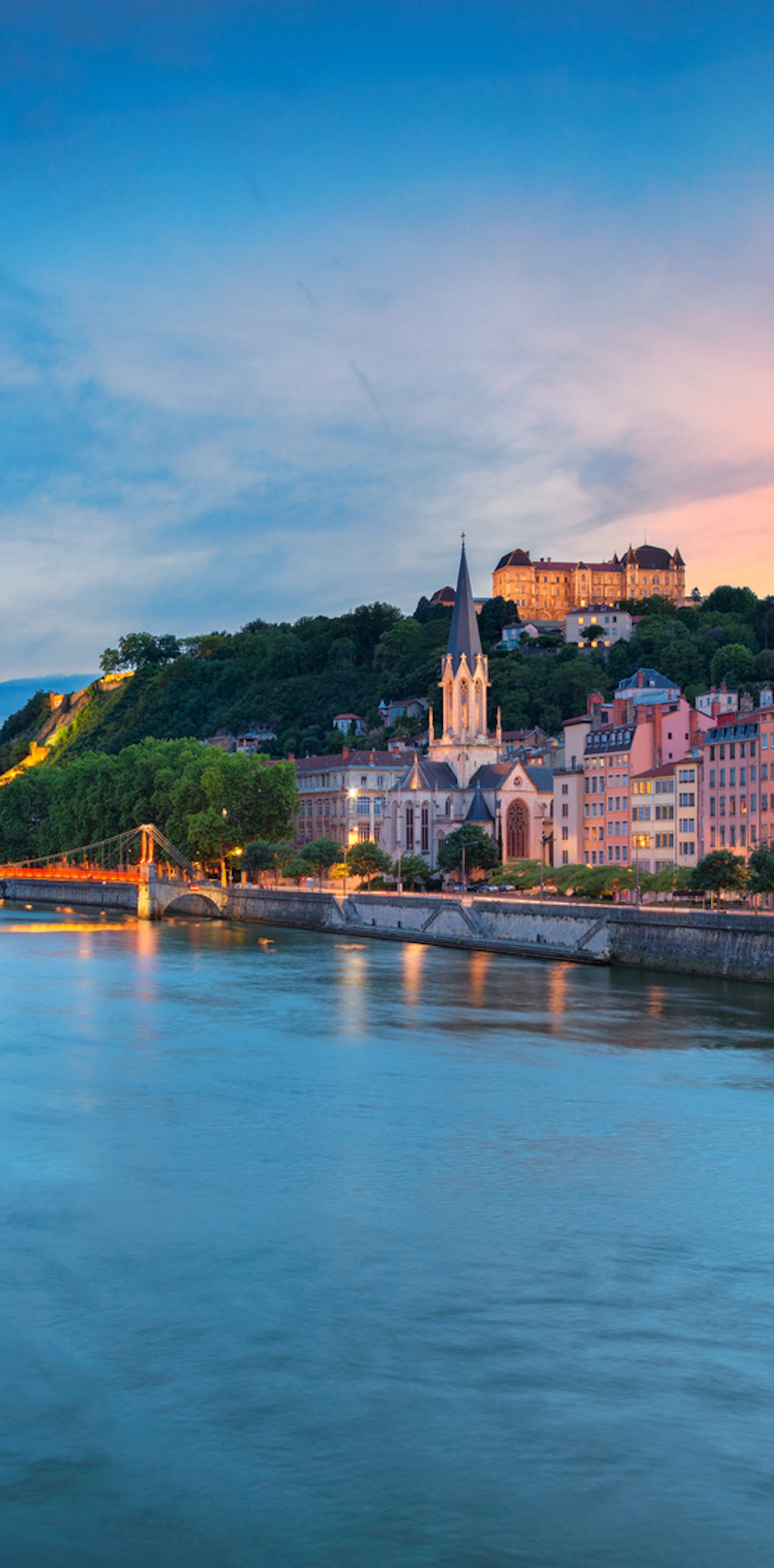 Vue de Lyon la nuit
