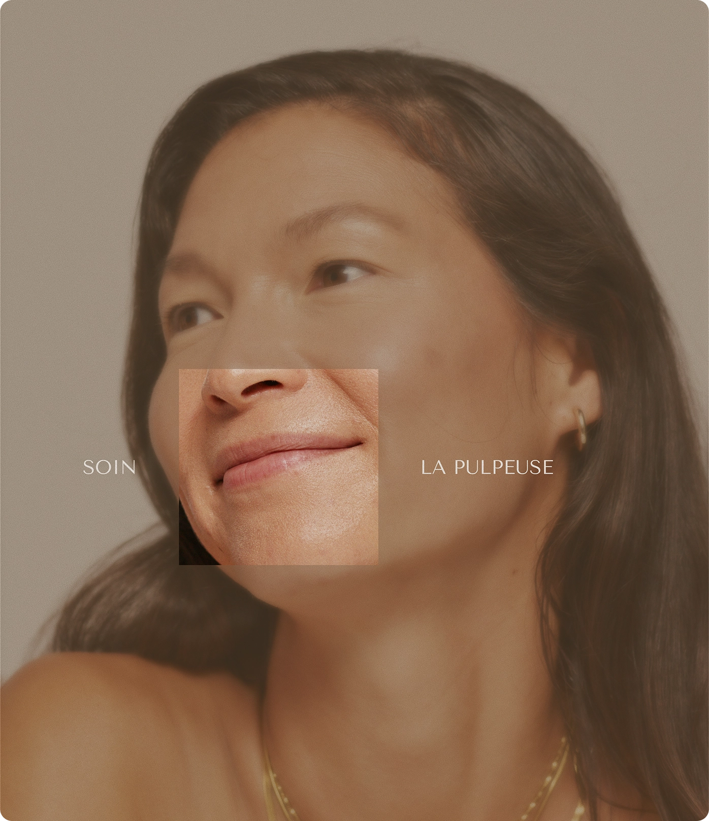 Image d'une femme mettant en avant les produits de La Divine