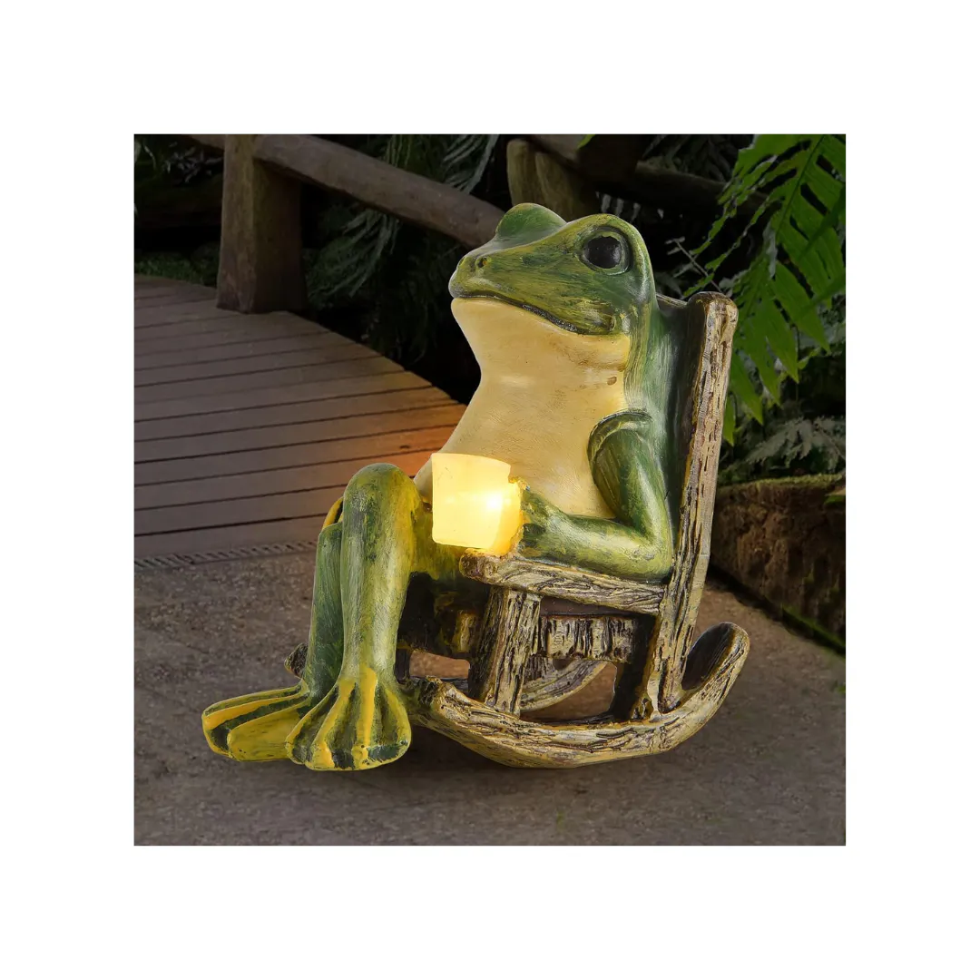 <h4>Solar Garden Statue Frog</h4>