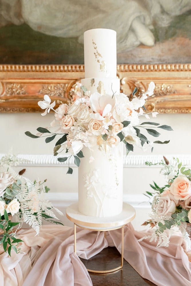Posh & Cake wedding Floral Cake