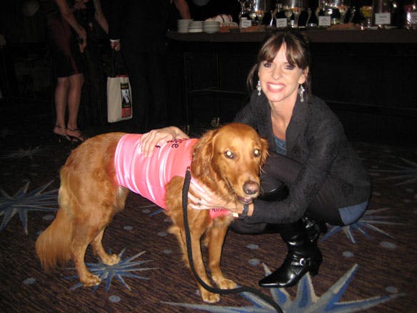 Victoria with lovely Hero Dog nominee Ricochet, the surfing therapy superstar.