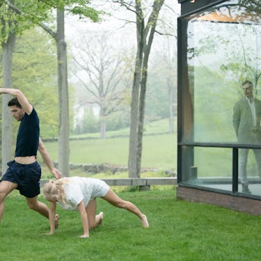 Gerard & Kelly, Modern Living, 2016. Performance view: The Glass House, New Canaan, CT, May 2016. Pictured: Morgan Lugo and Lilja Ruriksdottir of L.A. Dance Project. Photo: Max Lakner/BFA.com.