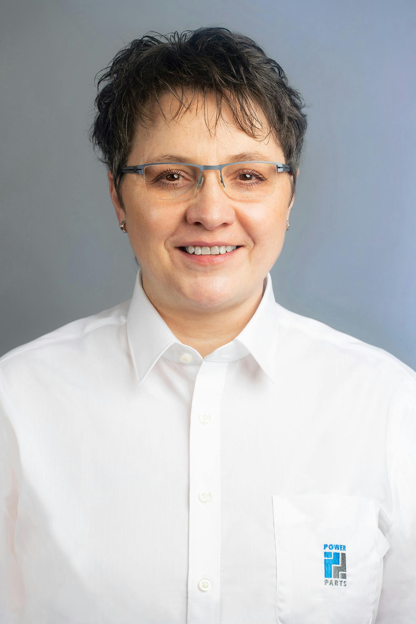 Adrienne Petrikó, Powerparts AG
