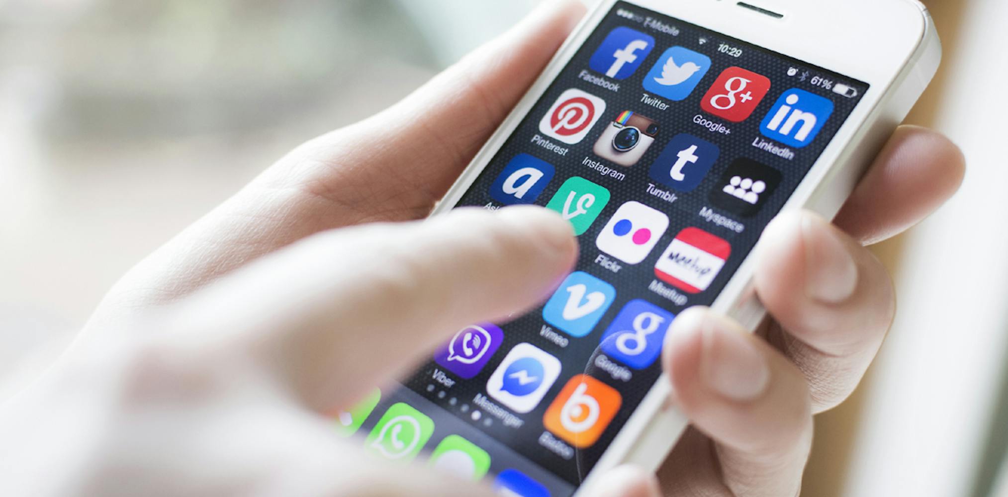 T'gana govt mulls law to regulate social media