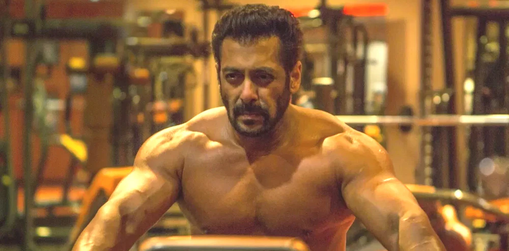 Salman Breaks Down ‘Alone’ vs ‘Lonely’