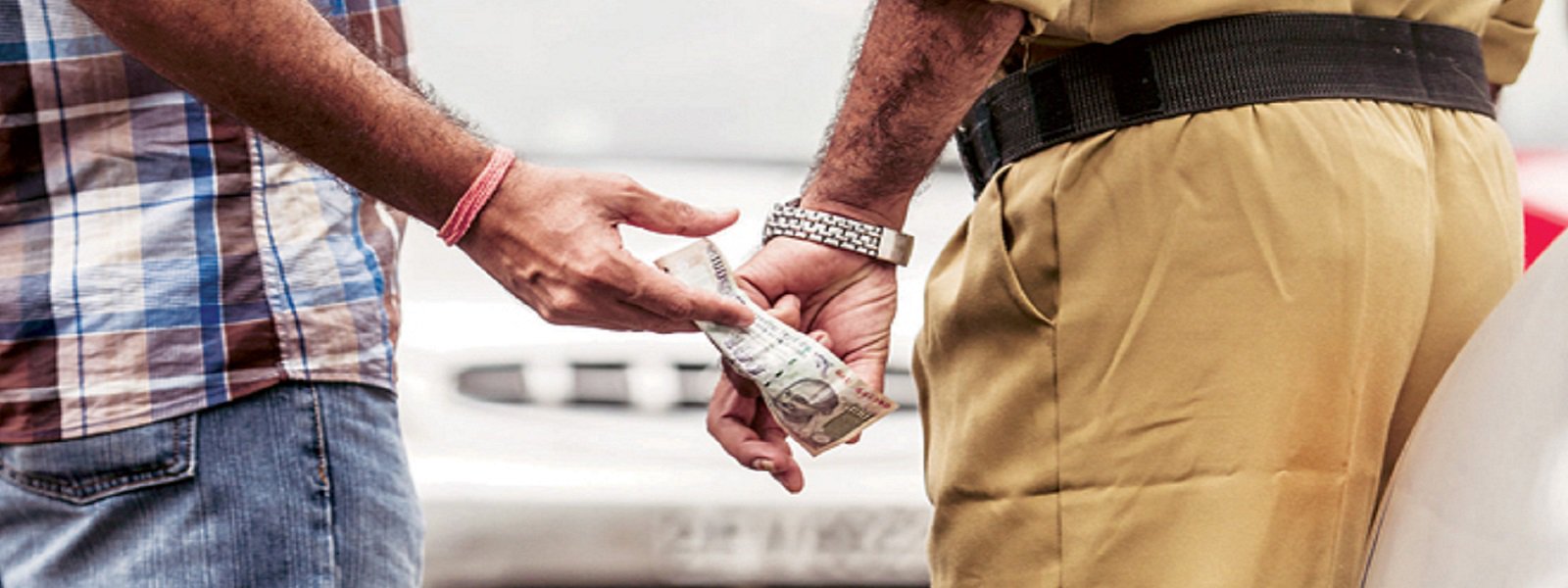 Andhra: Transport officials caught red-handed by ACB