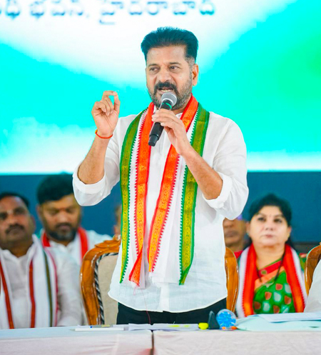 ప్రతిపక్షాల నోరు నొక్కేందుకు రేవంత్‌ రెడ్డి కొత్త ప్లాన్‌!
