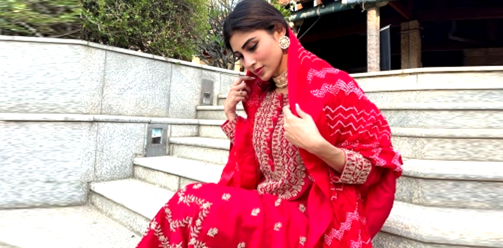 Amid Divorce, Mouni Finds Solace in Poetry