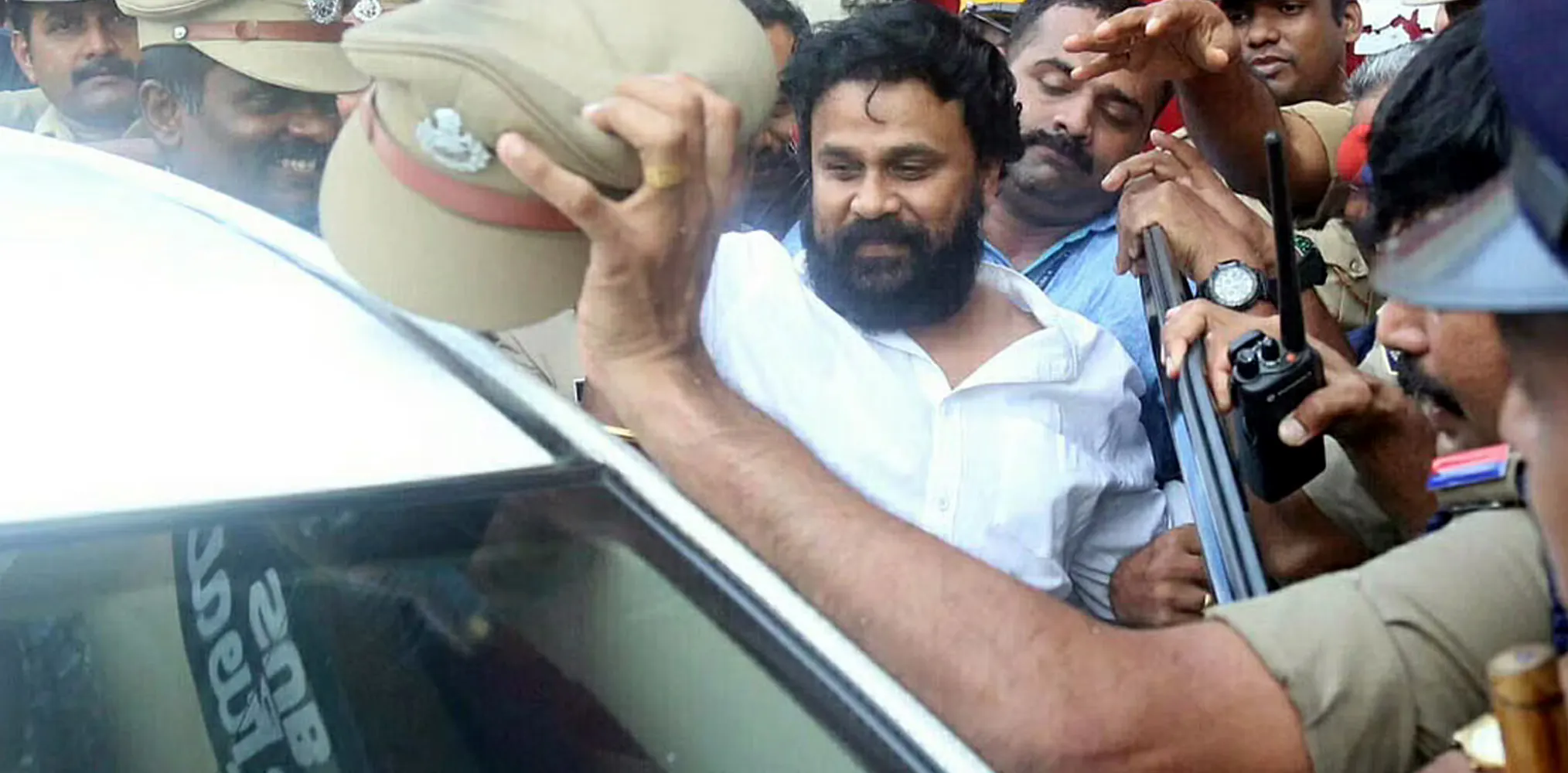 Court orders return of Dileep's passport