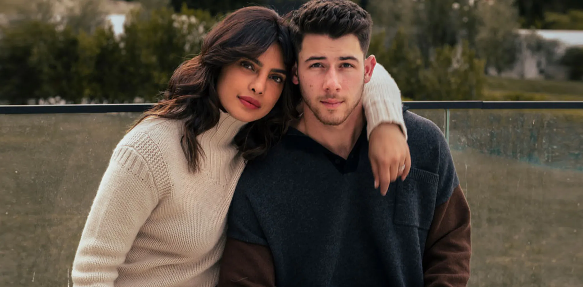 'Mom and dad are out'