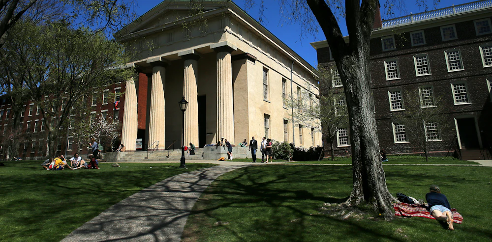 Indian applicants to US colleges fall 15 %