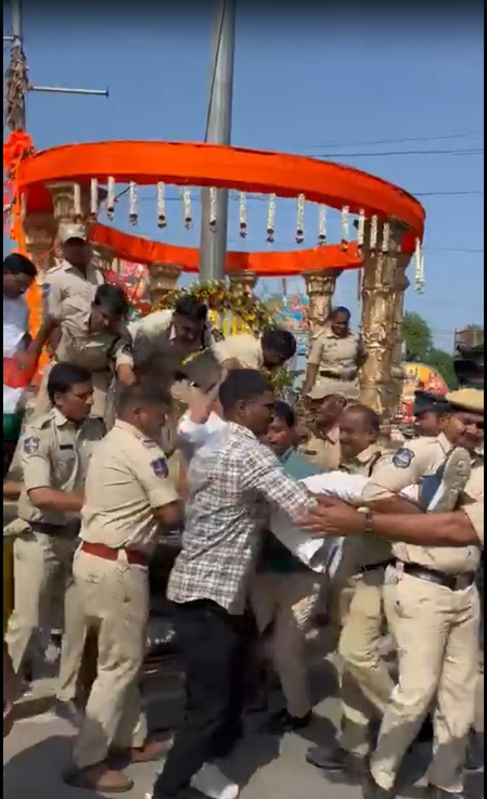 Police Block BJP’s Charminar Rally