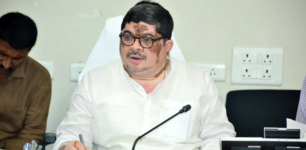 Ponnam to CBN: Control Leaders