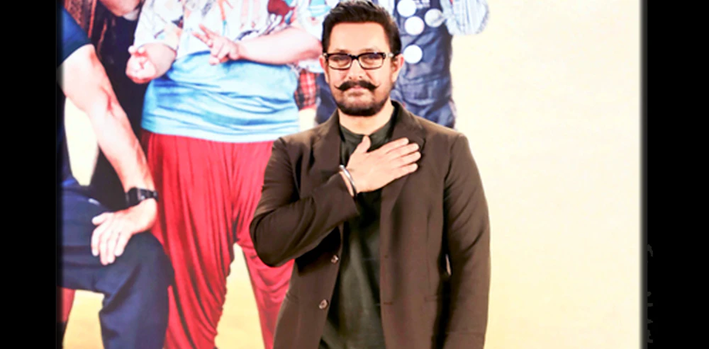 Aamir Dismisses Directorial Rumors