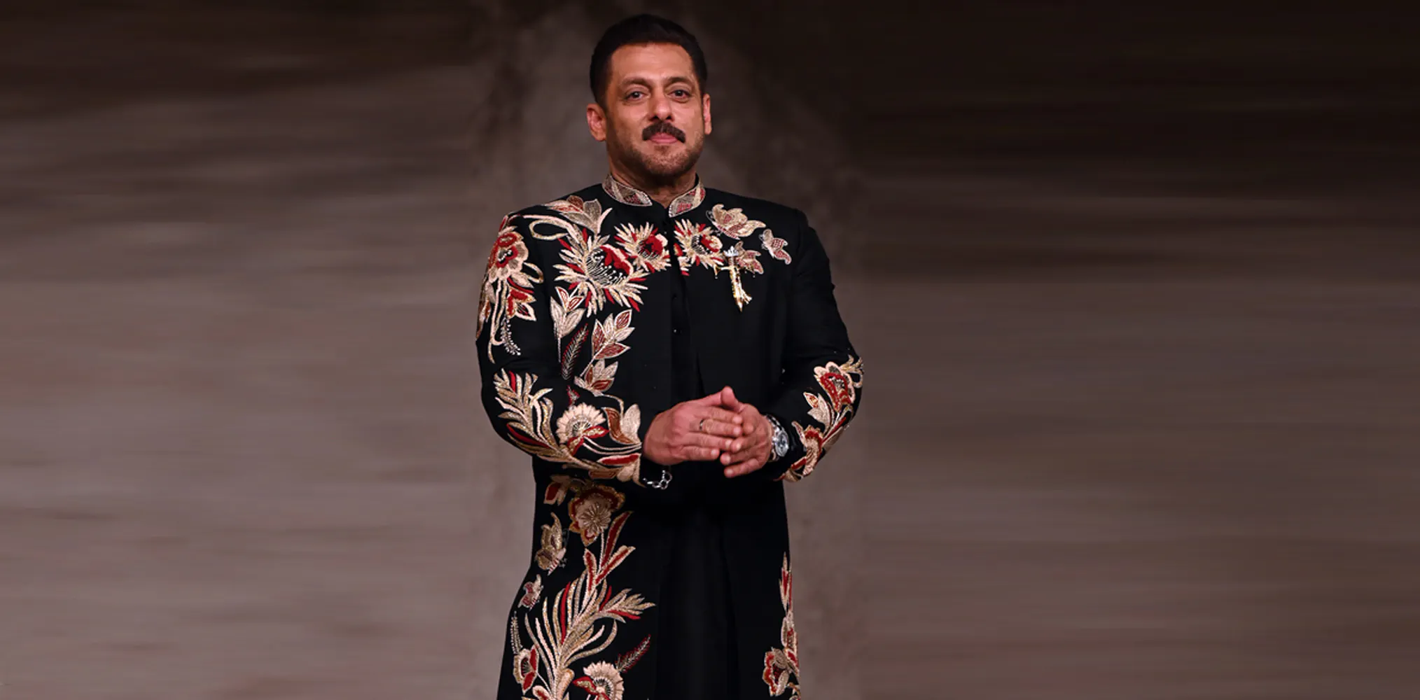 Salman feels the love at 60