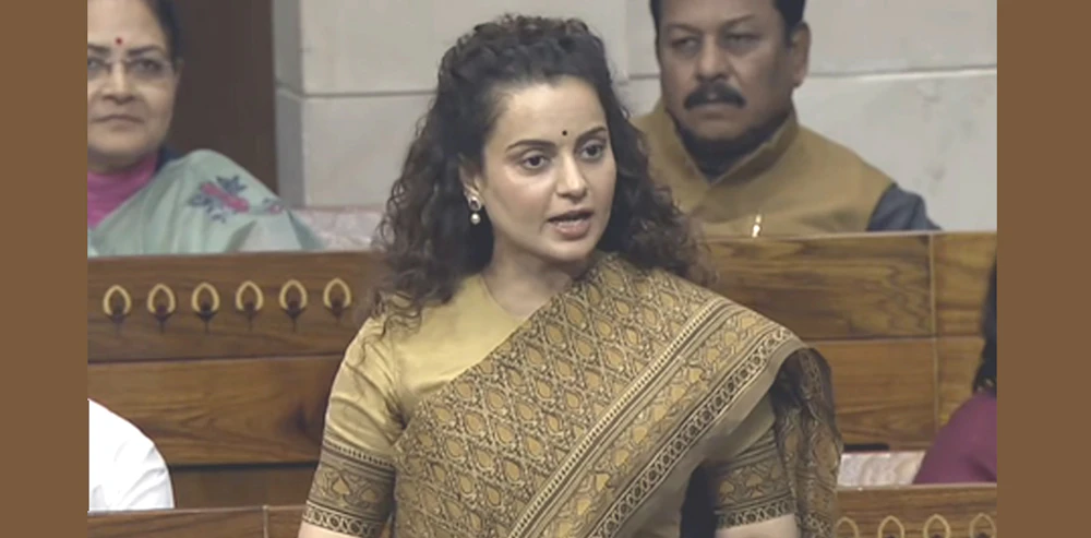 Kangana encounters Gen-Z girls