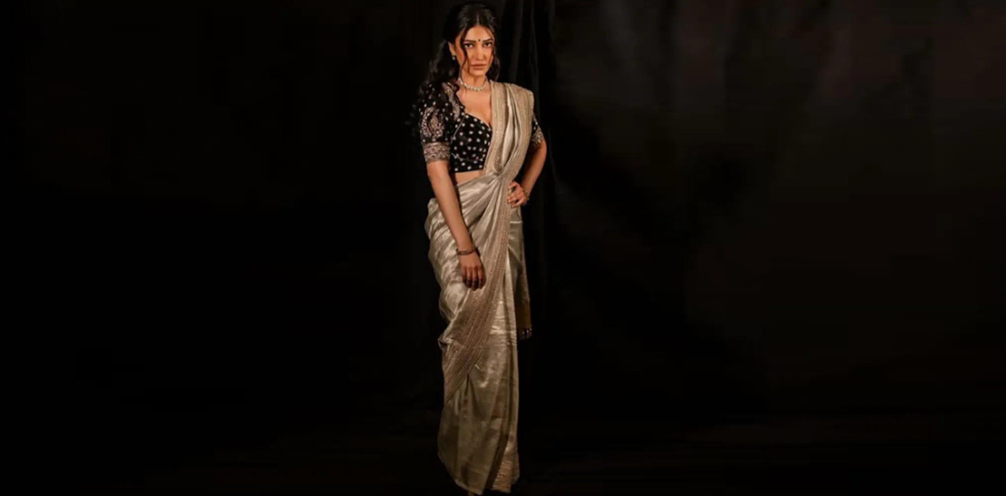 Shruti Haasan in chill mode