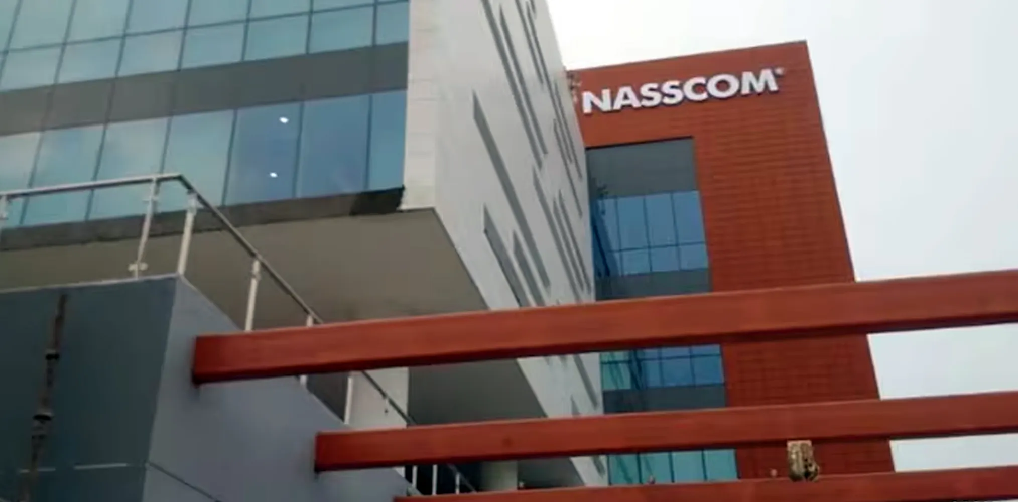 Nasscom raises red flag on new H-1B rules