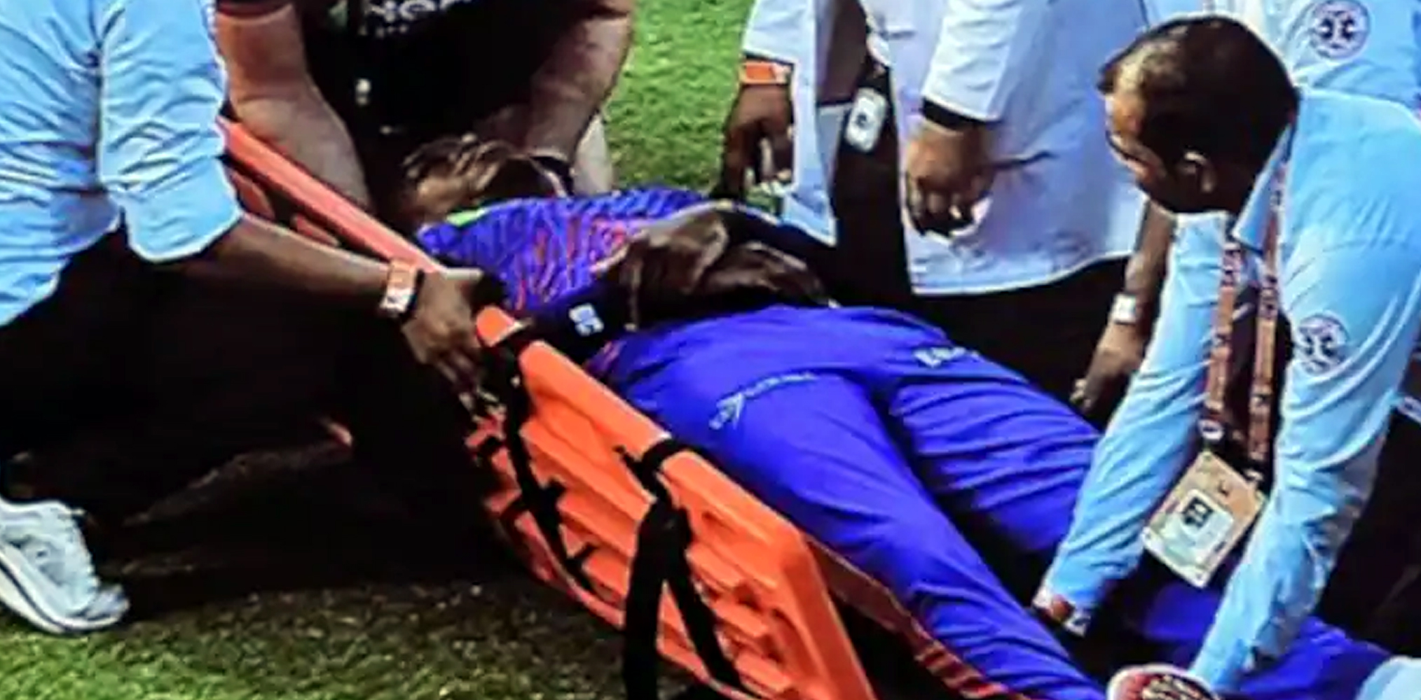 IPL 2026: Lungi Ngidi suffers nasty head injury