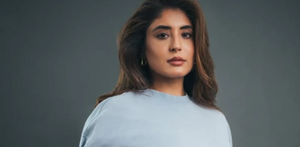 I Dress for Myself, Not for Anyone: Kritika