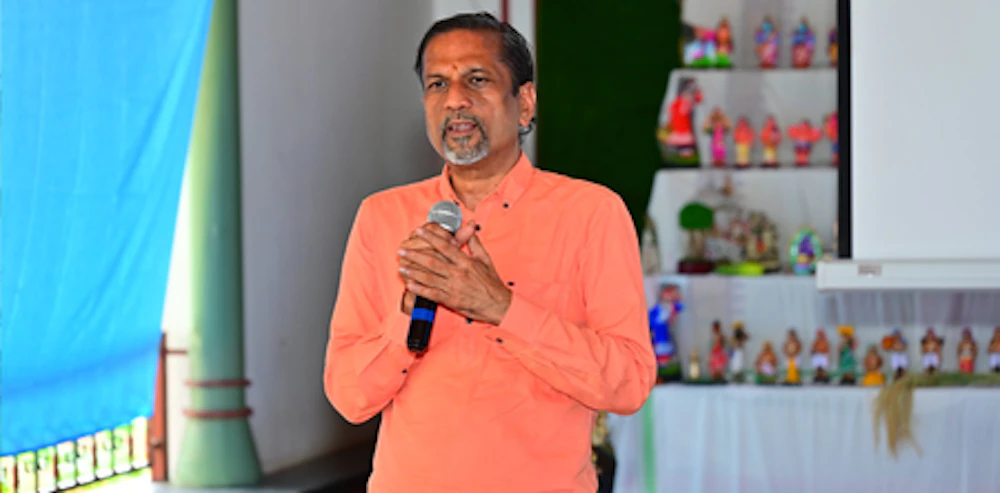 Zoho Sridhar Calls for President’s Rule in TN