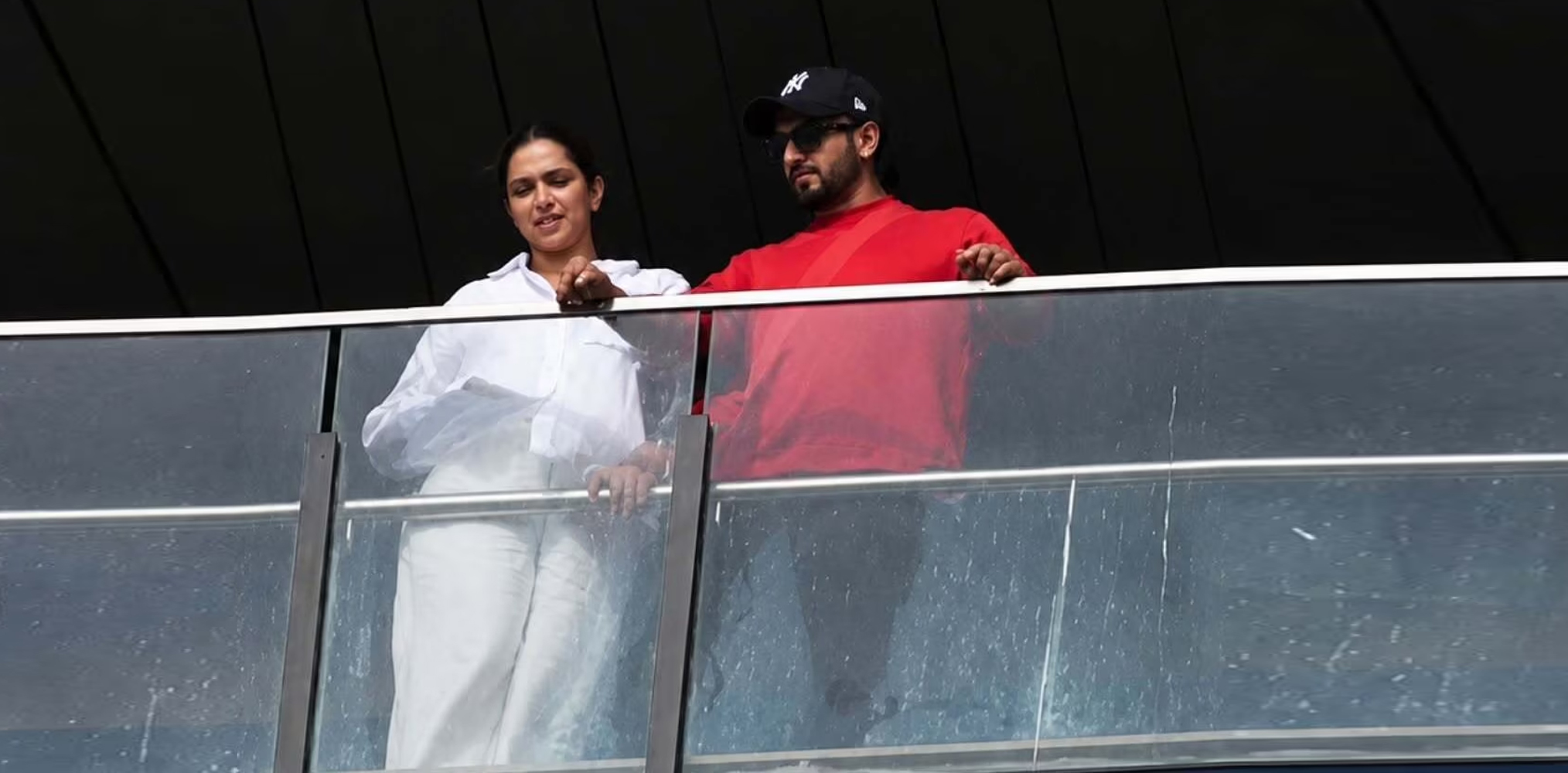 Deepika and Ranveer's Balcony Moment