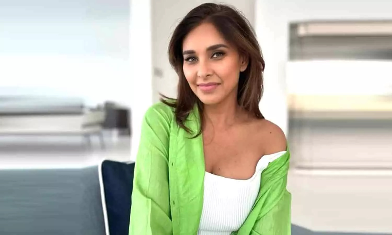 Lisa Ray Breaks Age Silence