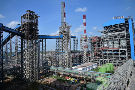 Yadadri Power Plant victims stage protest