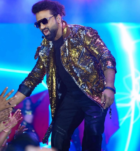 Yash Hums DSP’s ‘Gabbar Singh’ Tunes