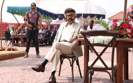 Riteish: "Superstardom thy name is Rajini sir!" 