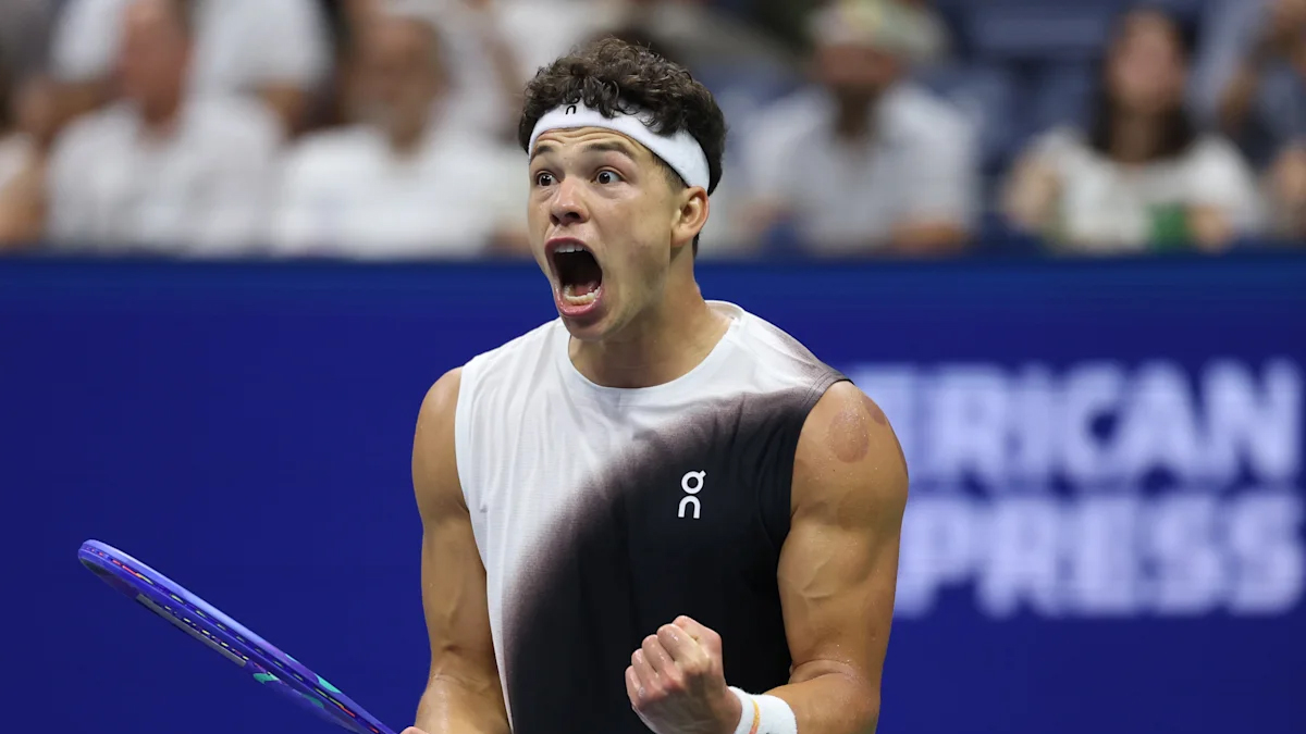 US Open: Shelton upsets Alcaraz in thrilling qf