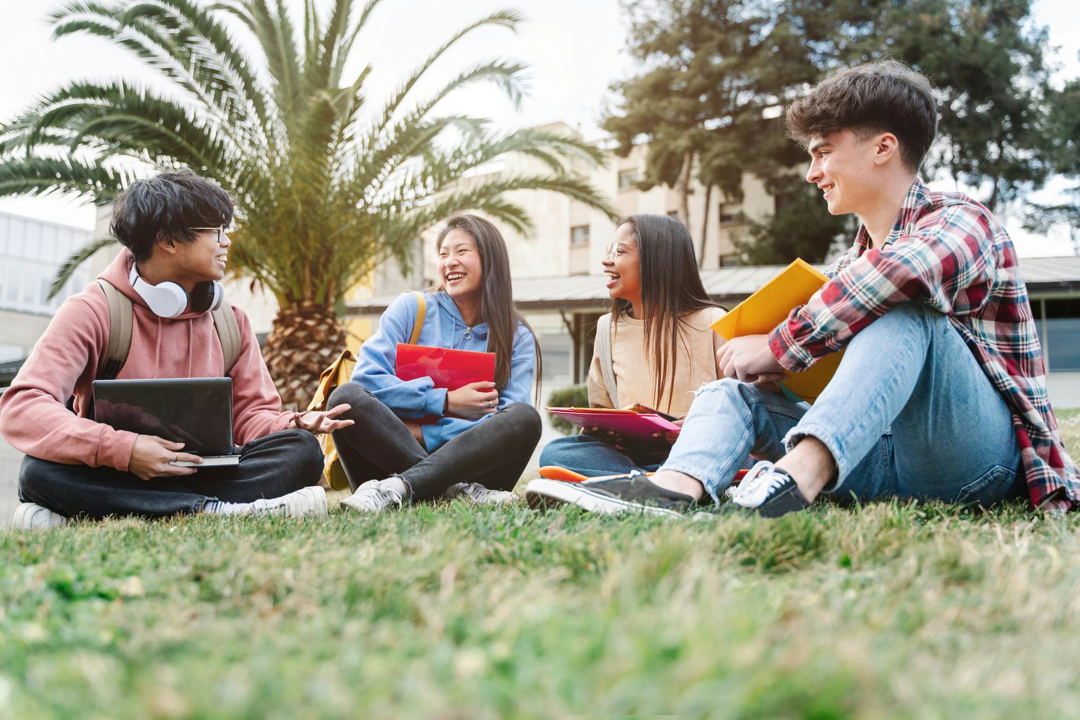 High School students on the lawn after a pre-college summer course