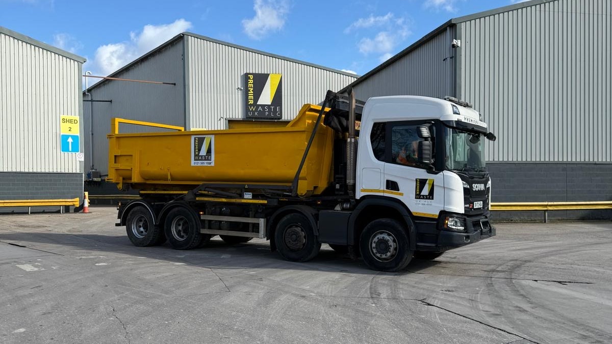 Roll-on / Roll-off truck