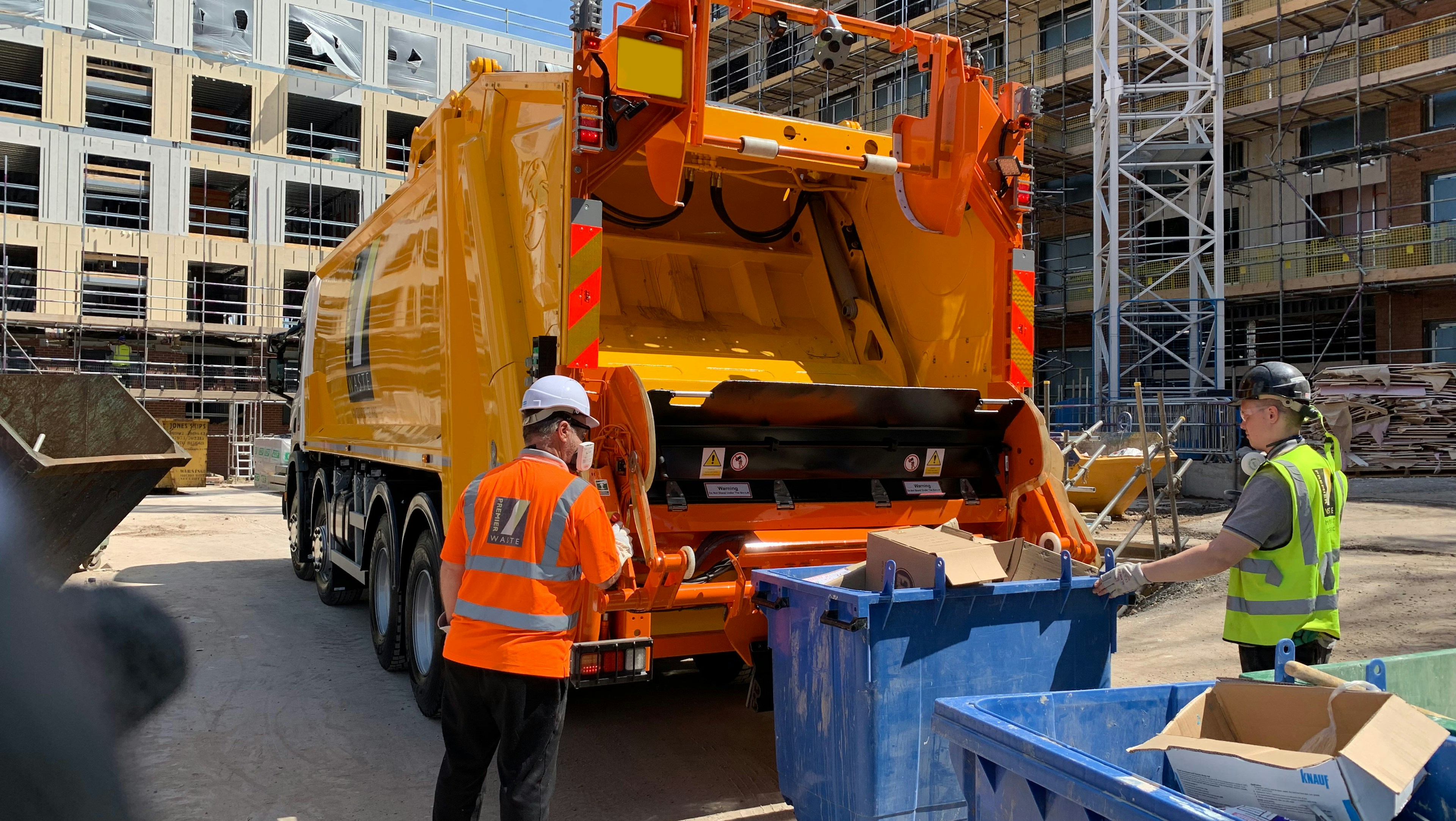 Wheelie bin collection truck