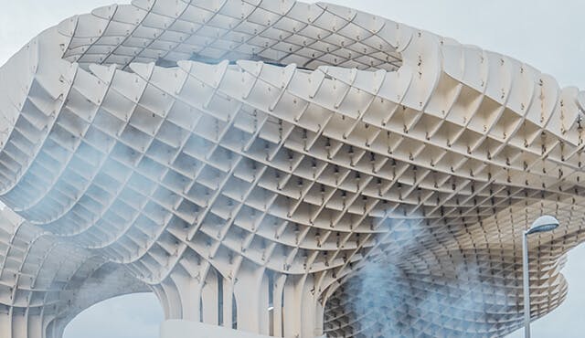 Sidebarimage | Architektonisches Symbolbild für ungenutze Software-Lizenzen verkaufen | Quelle: Alexander Vasilchikov, Unsplash