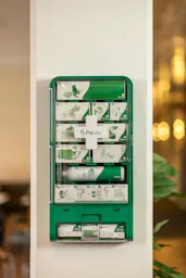 Førstehjelpsstasjon Presti First Aid station plaster bandasjer til arbeidsplassen