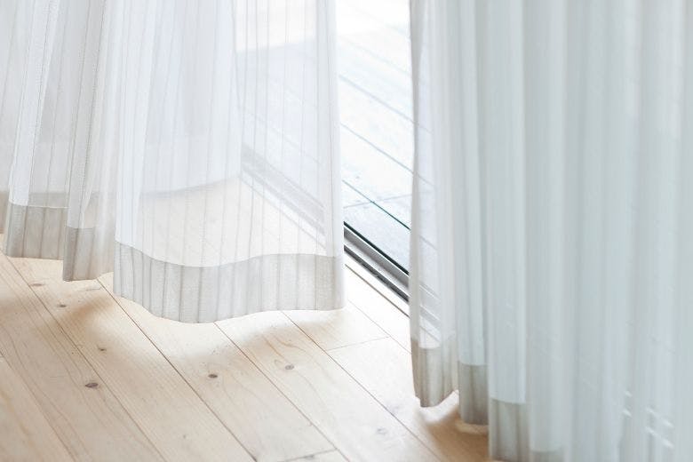4 Ways To Clean Your Curtains