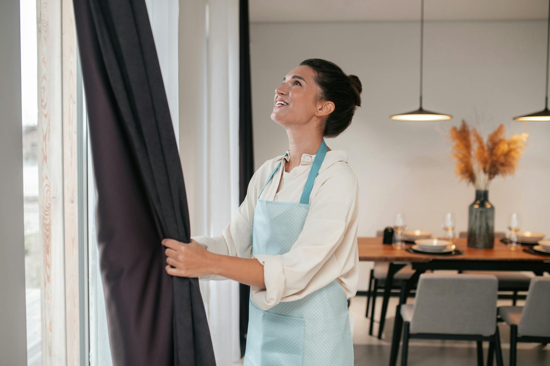 Everything You Need To Know about Curtain Dry Cleaning