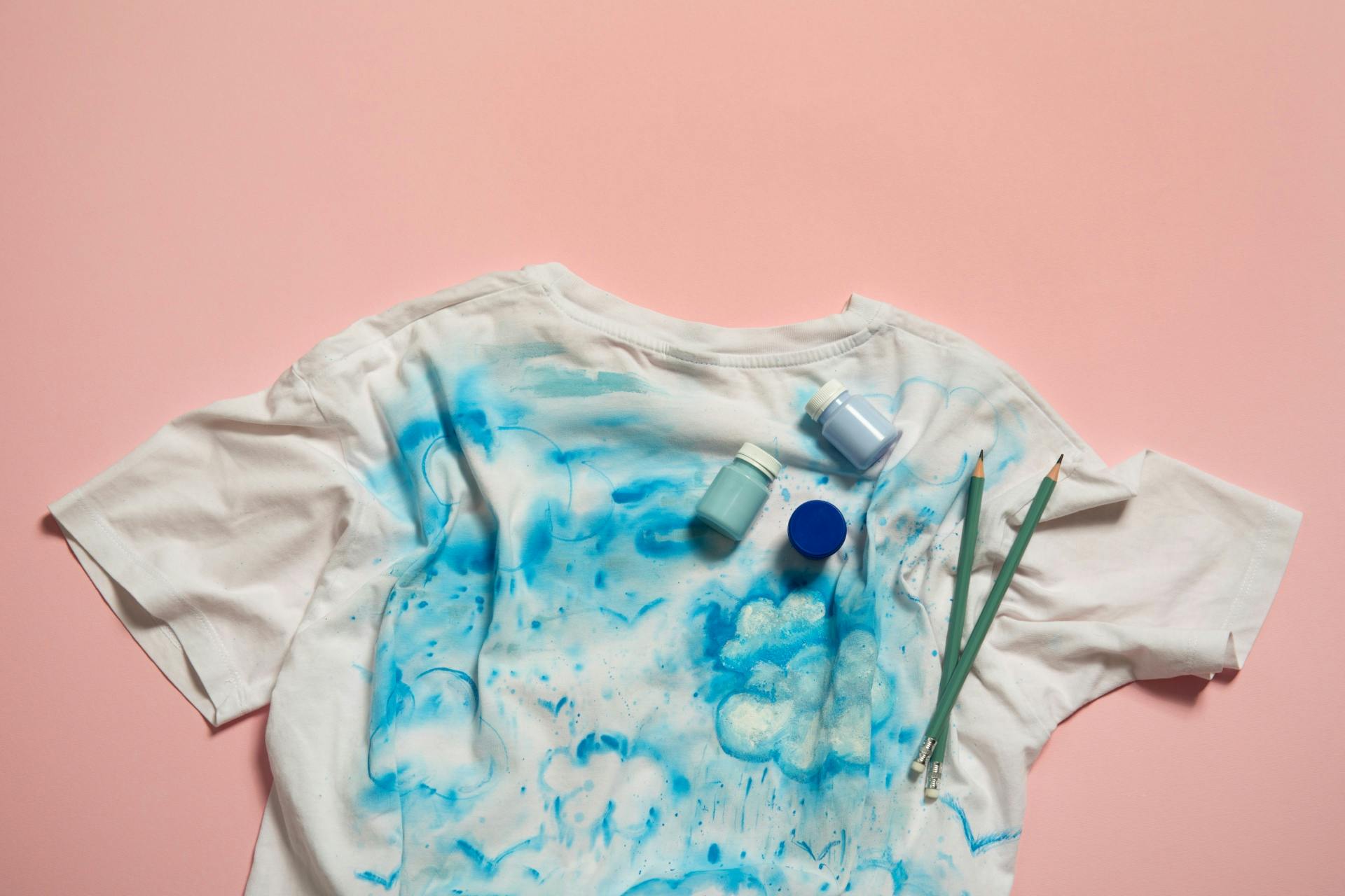 How to Remove Mould from Clothes: A Step-by-Step Guide