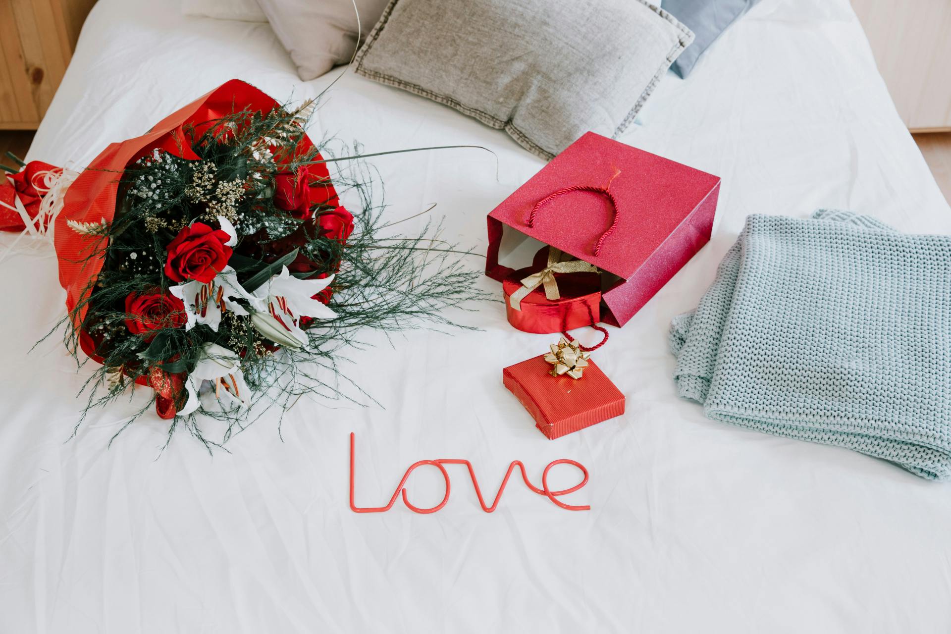 Romantic Home Makeover Tips for Valentine’s Day