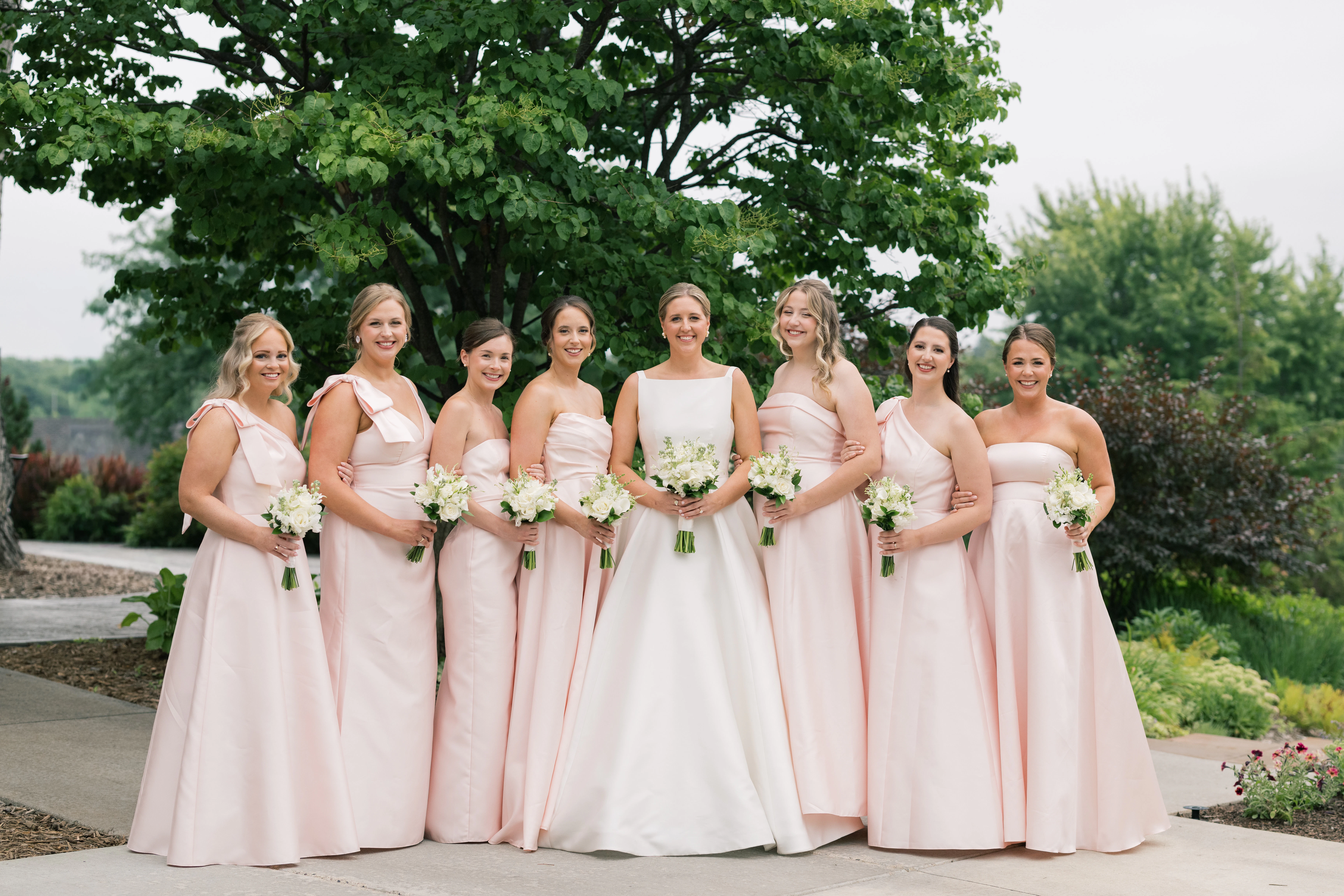 wedding party at Wayzata Country Club
