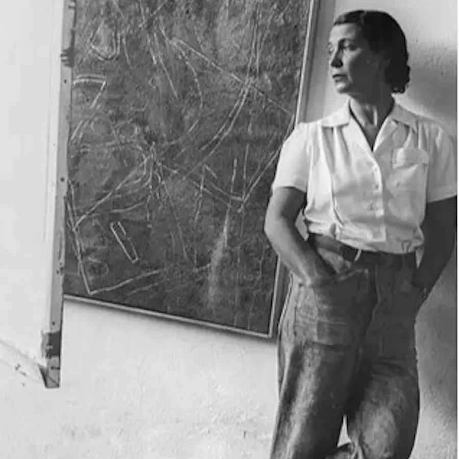 Portrait of Perle Fine courtesy of The Levett Collection, photo: © Maurice Berezov