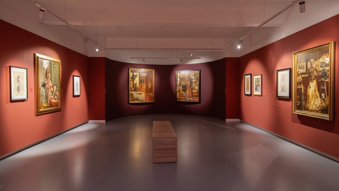 Vue de la galerie 1 de l'exposition Reminiscence au FAMM. Photo Jérôme Kelagopian