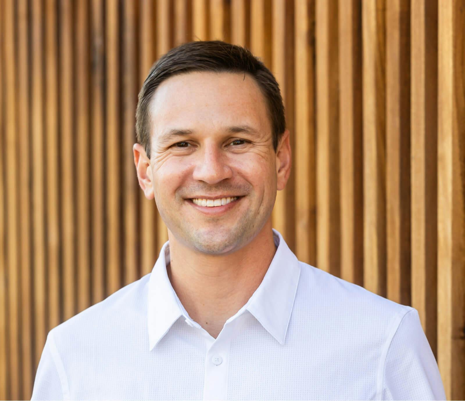 Headshot of Graham Dubow
