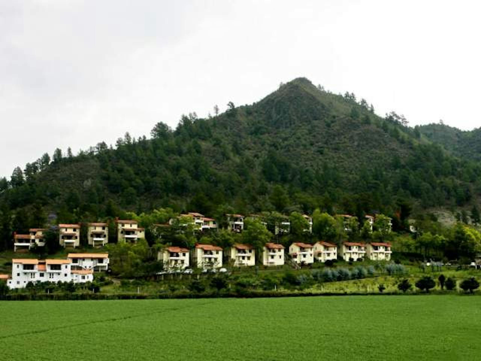 Altocerro Villas, Hotel & Camping