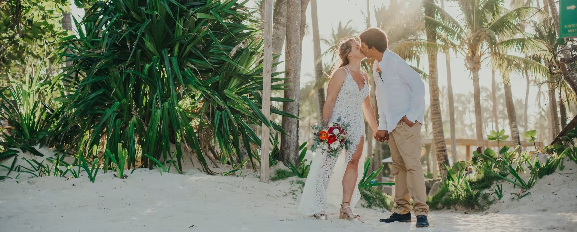 HARRY ROBLES (@harryrobles) • Instagram photos and videos, image size:1920x774