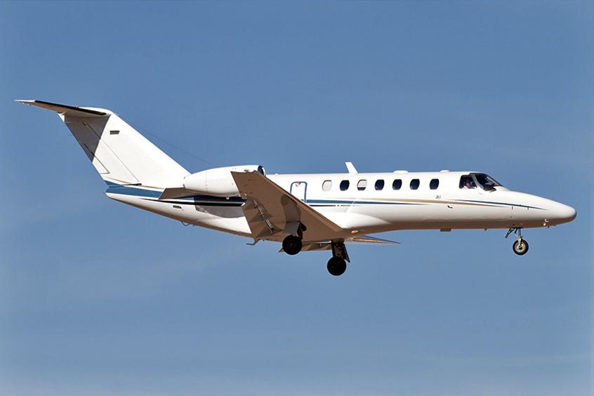 Private 『J』 Z X Ranch Airport (0ID7), (Idaho), Private Jet