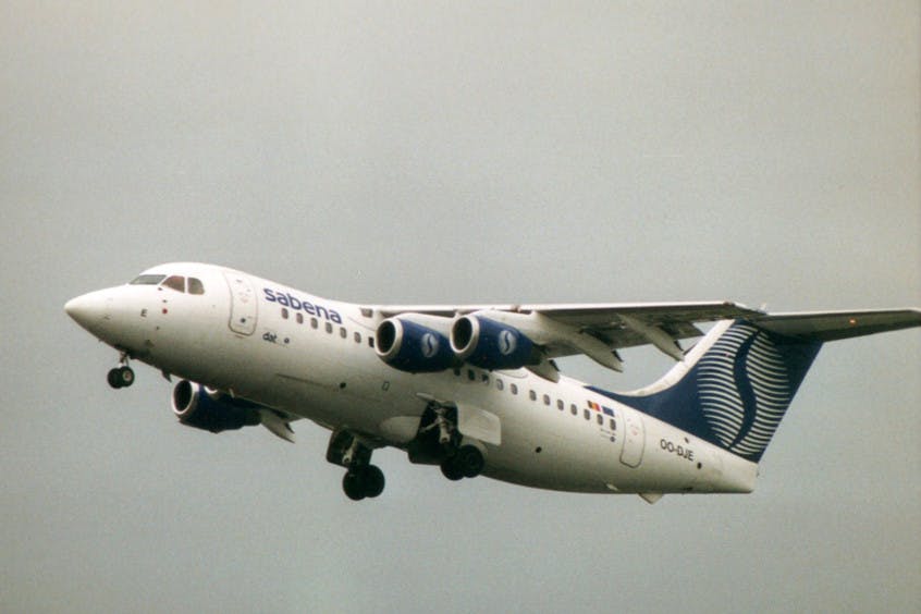 BA146-200-Avro-RJ85-PrivateFly-AA6037