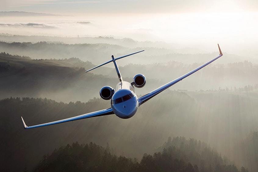 Bombardier-Global-Express-PrivateFly-AA9553