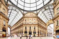 Milan shopping by private jet